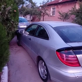 Mercedes-Benz C 180, снимка 10