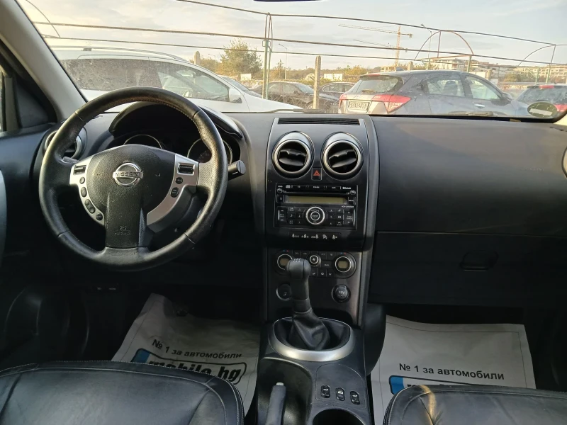 Nissan Qashqai 1.6I, снимка 9 - Автомобили и джипове - 37183431