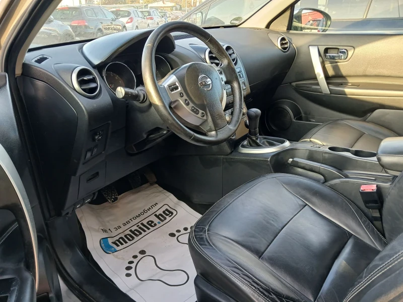 Nissan Qashqai 1.6I, снимка 5 - Автомобили и джипове - 37183431