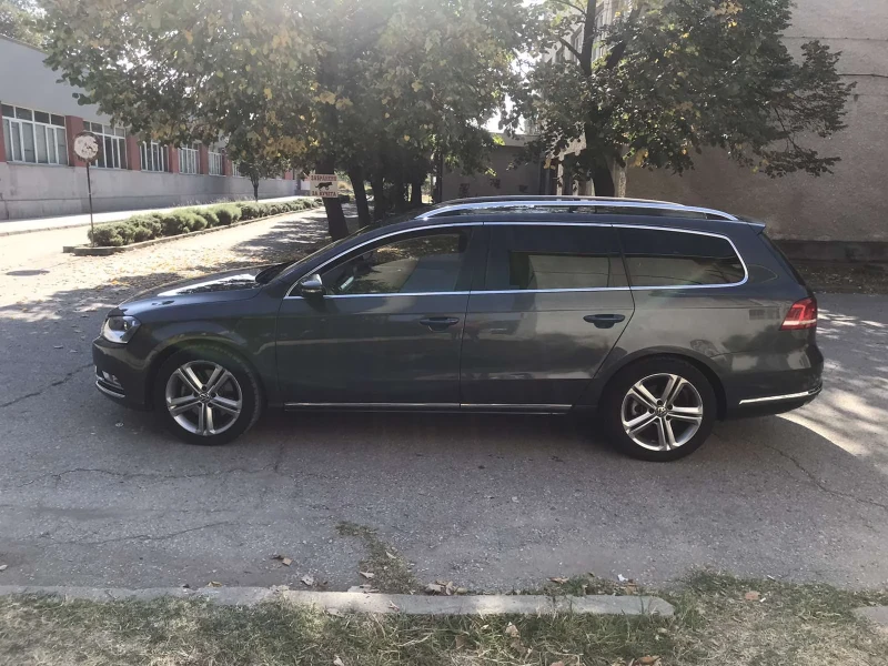 VW Passat, снимка 4 - Автомобили и джипове - 47468948