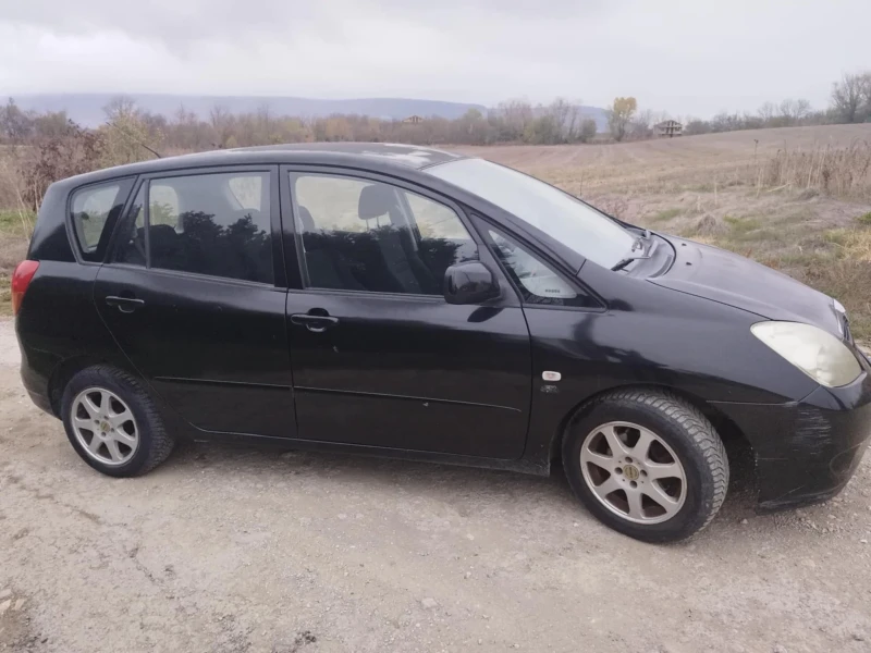 Toyota Corolla verso, снимка 2 - Автомобили и джипове - 48576705