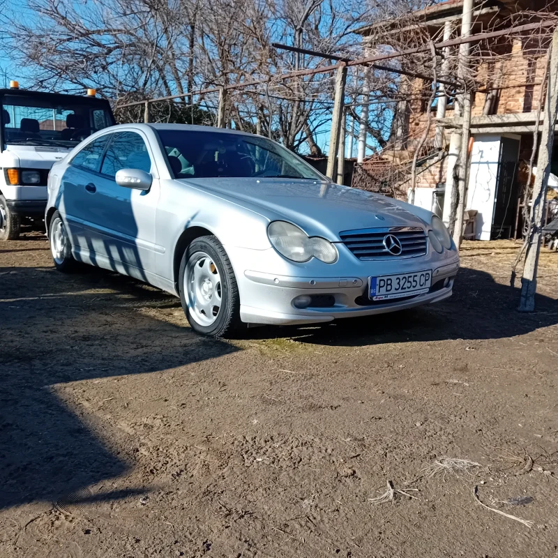 Mercedes-Benz C 180, снимка 1 - Автомобили и джипове - 48739306