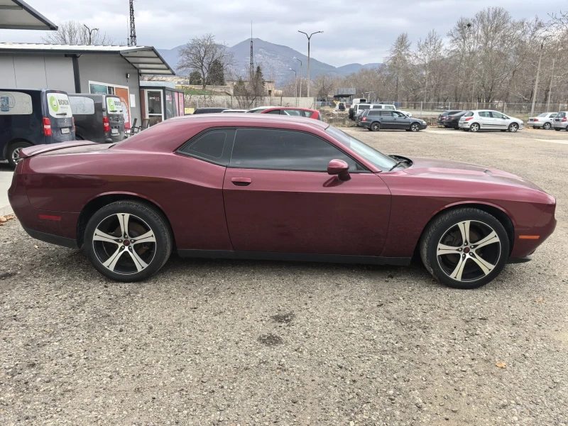 Dodge Challenger, снимка 4 - Автомобили и джипове - 50722674