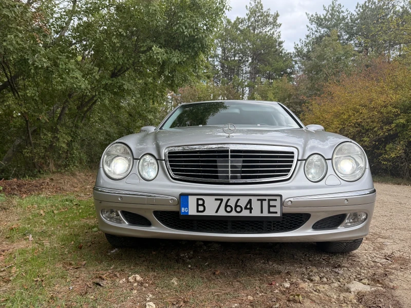 Mercedes-Benz E 500 4 matic, снимка 16 - Автомобили и джипове - 52395953