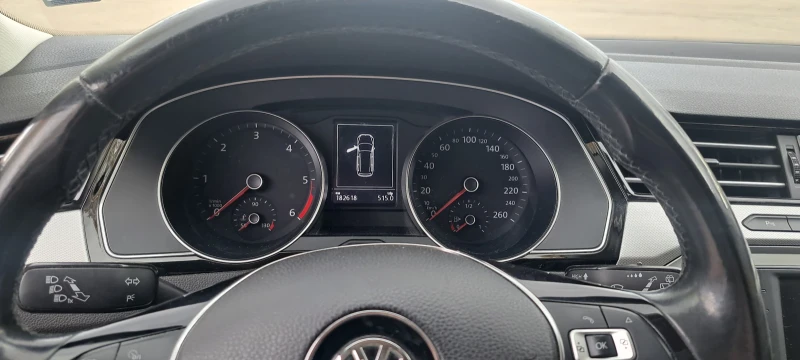 VW Passat B8, снимка 13 - Автомобили и джипове - 52195113