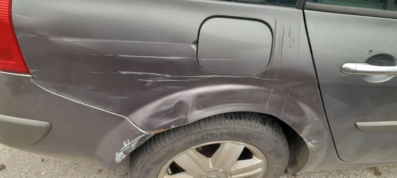 Renault Megane, снимка 7 - Автомобили и джипове - 52713759