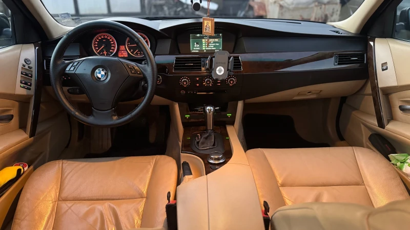 BMW 520 2.0d, снимка 9 - Автомобили и джипове - 52942213