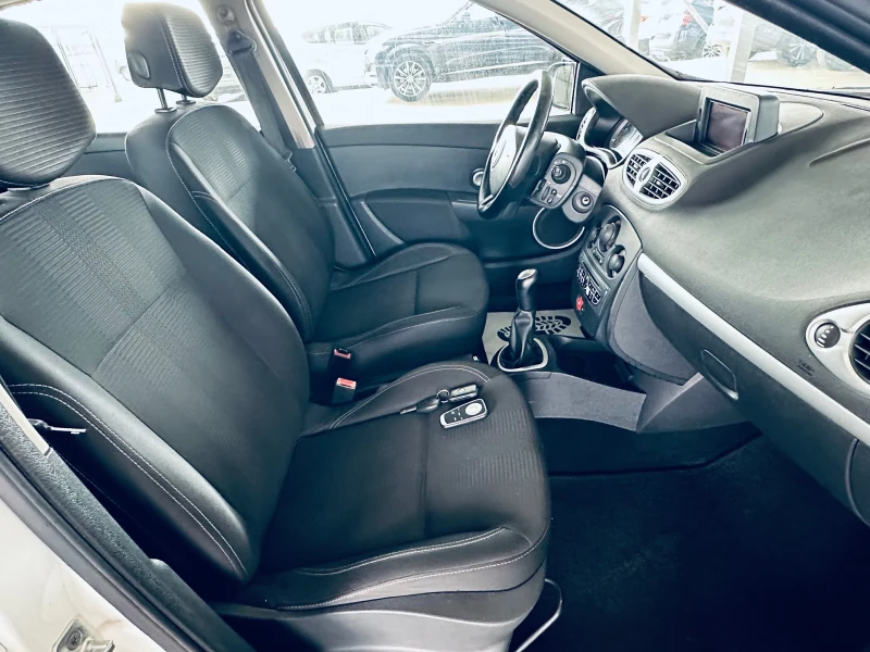Renault Clio 1.2* Газов инж.* Нави, снимка 14 - Автомобили и джипове - 53021073