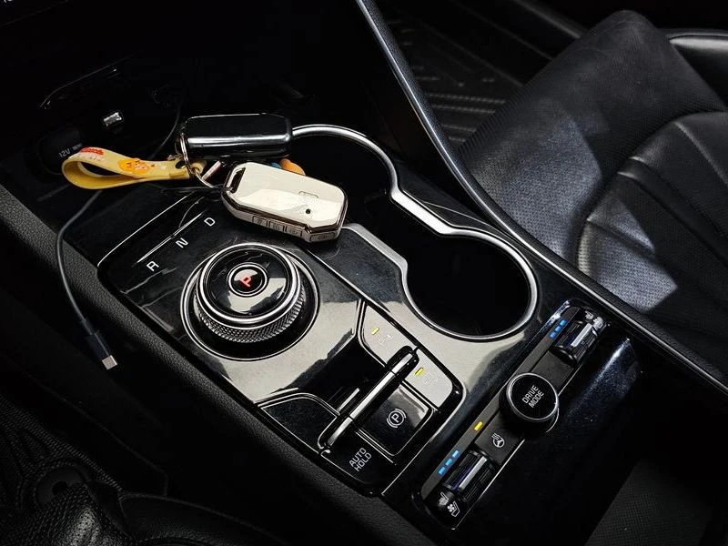 Kia K5 2.0 LPI| 150к.с., снимка 9 - Автомобили и джипове - 56178369
