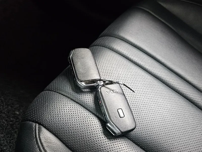 Kia K8 2.5 Noblesse Light ���������| �������| ������ | Mobile.bg � ����������� 15