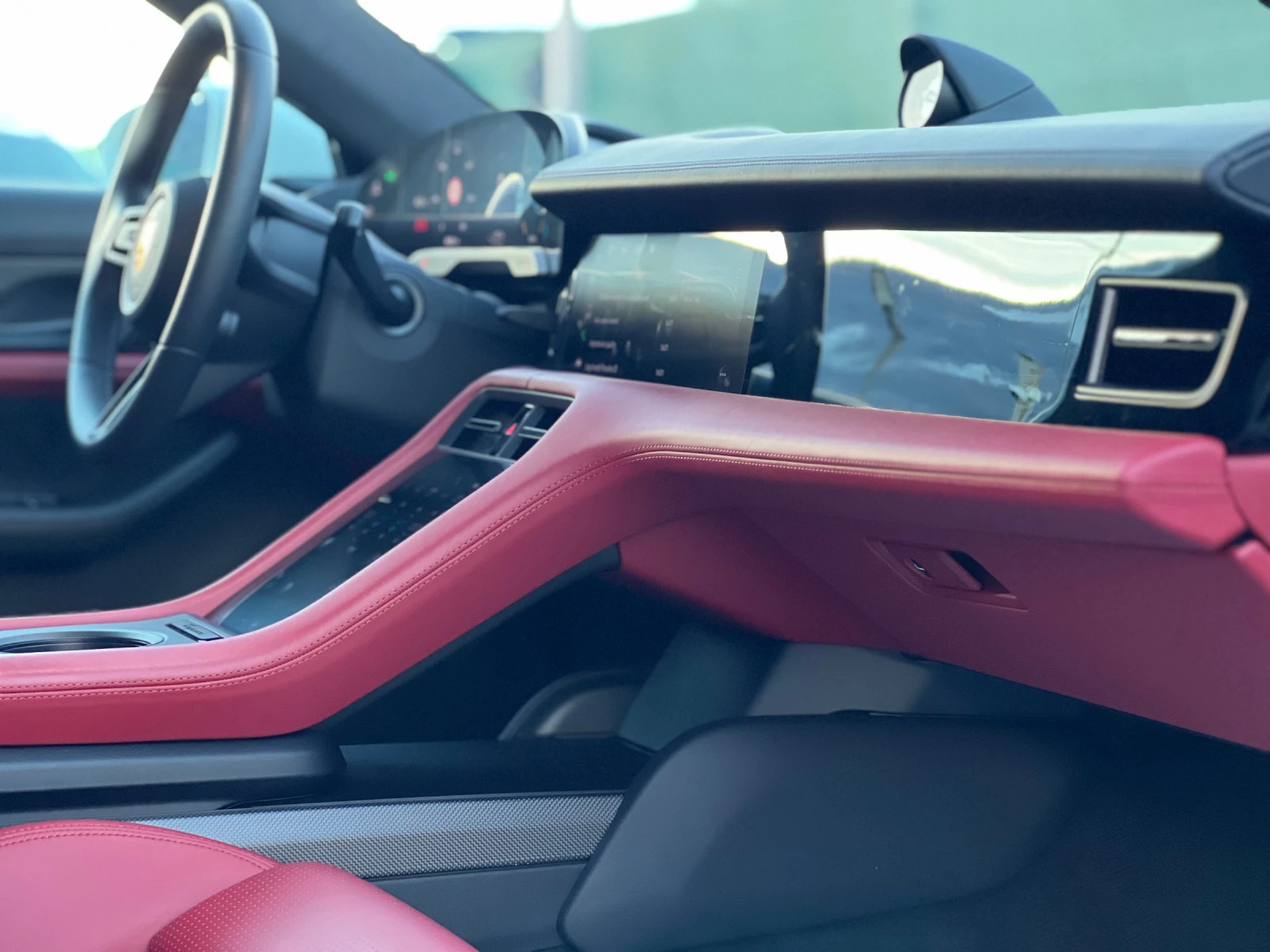 Porsche Taycan TURBO S/CAM/NAVI/PANO/  | Mobile.bg   14