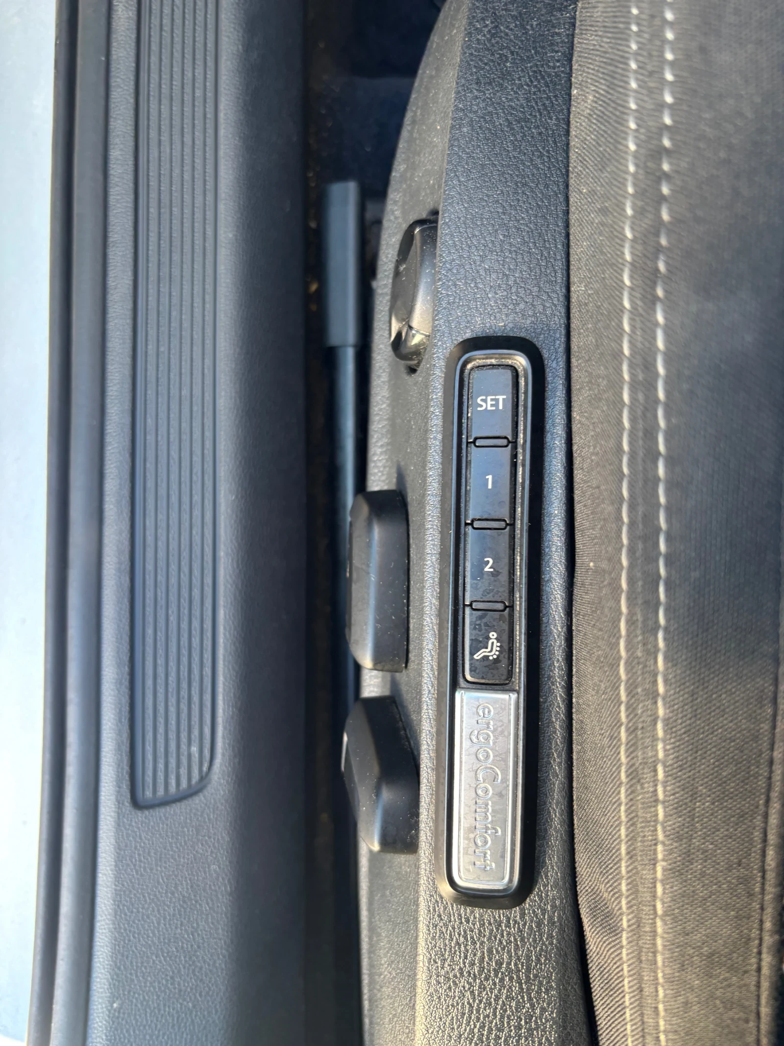 VW Passat 2.0TDI | Mobile.bg   12