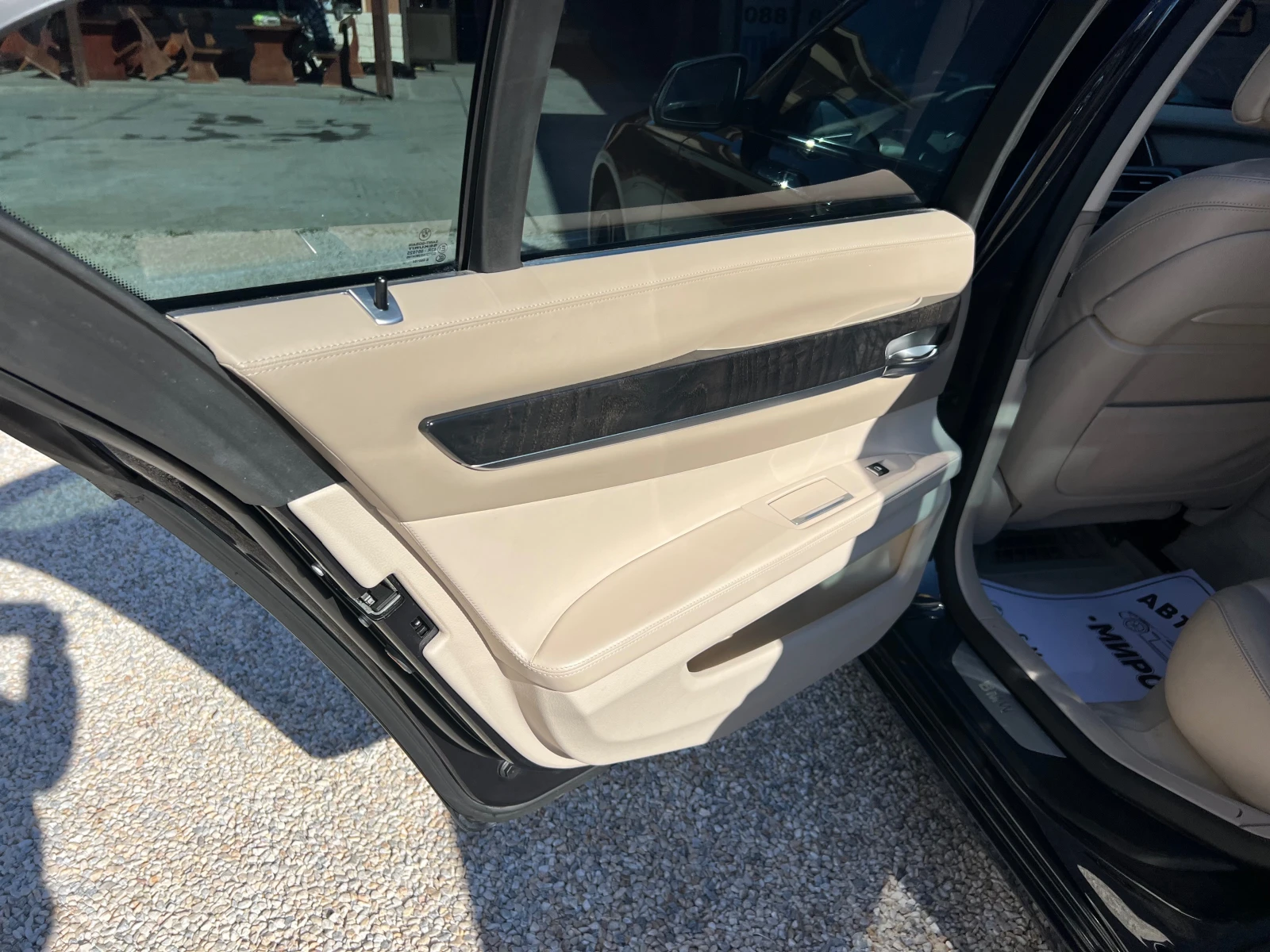 BMW 750   | Mobile.bg   17