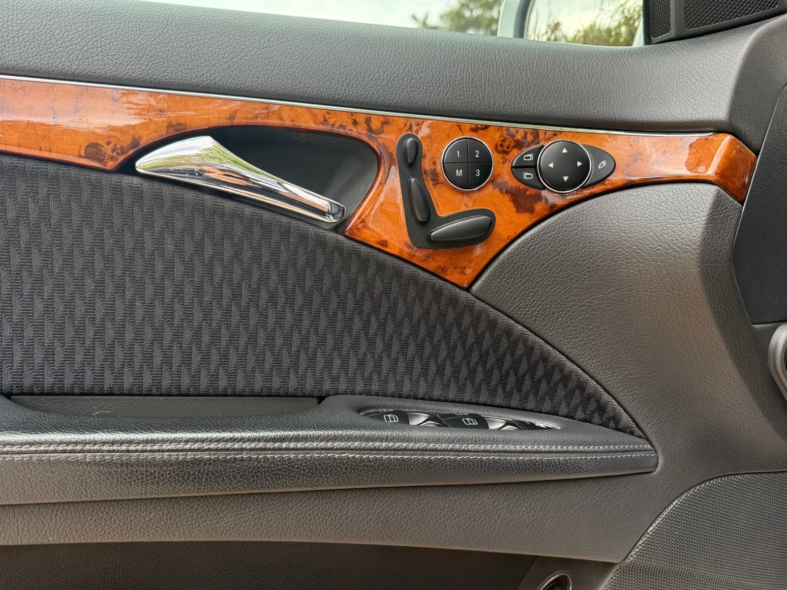 Mercedes-Benz E 500 4 matic | Mobile.bg   6