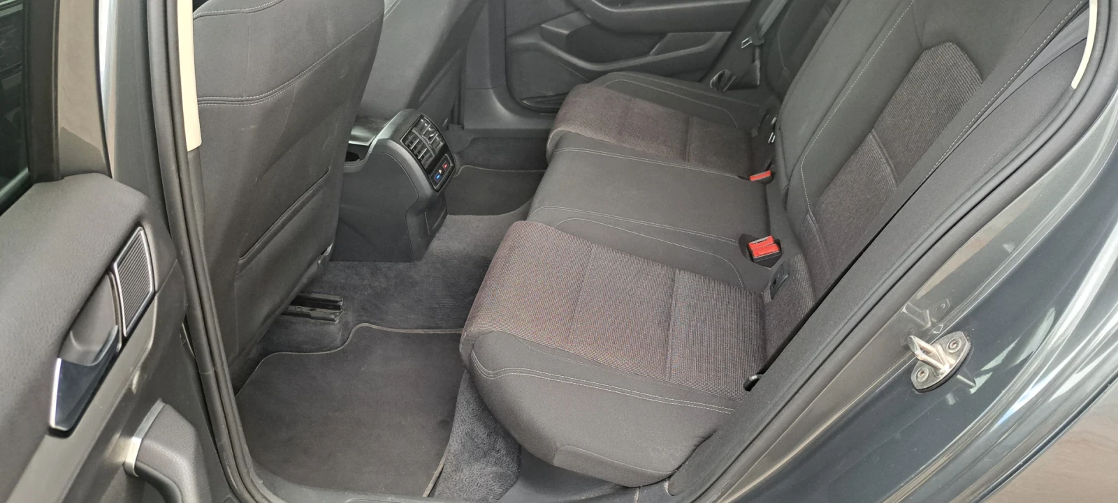 VW Passat B8 | Mobile.bg   15