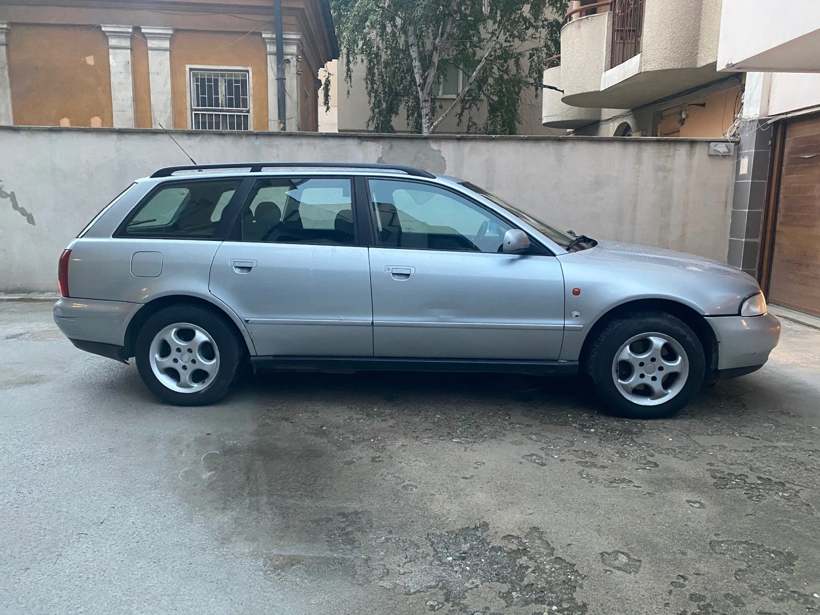 Audi A4  - изображение 5