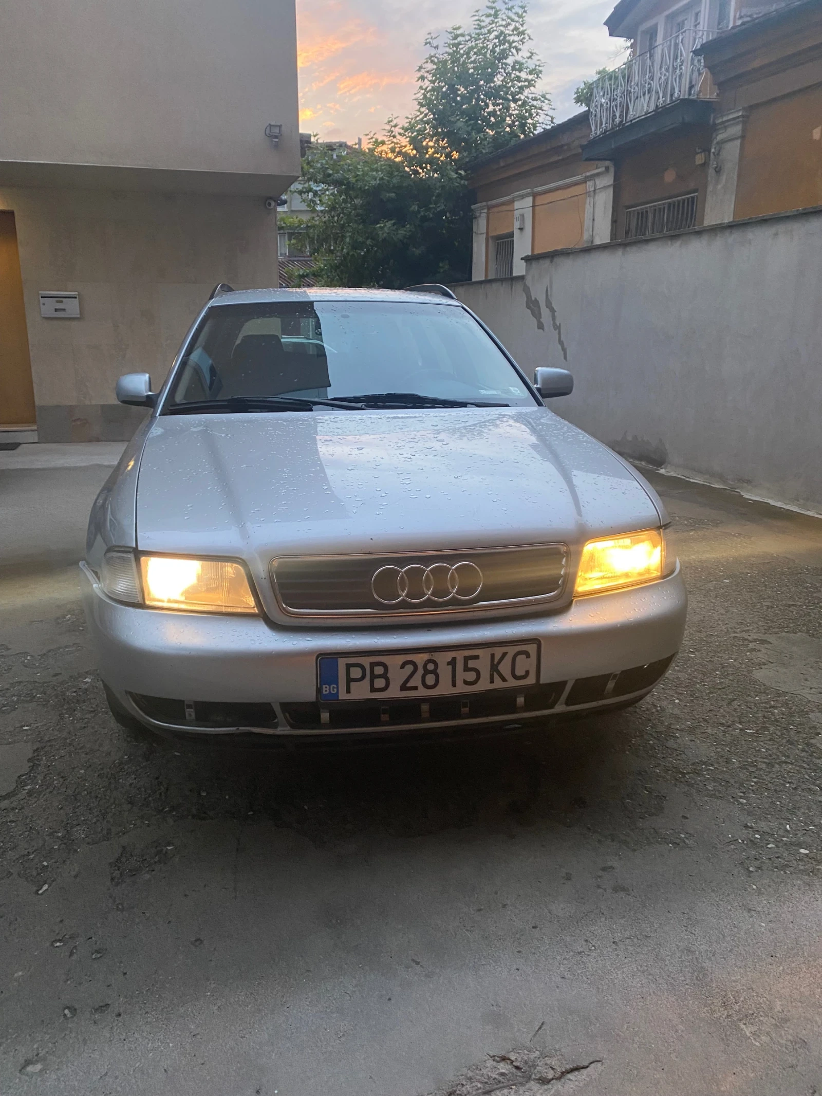 Audi A4  - изображение 4