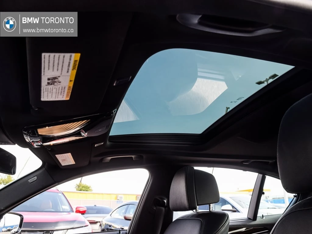 BMW 550 * M550i xDrive * CARFAX *    | Mobile.bg   11