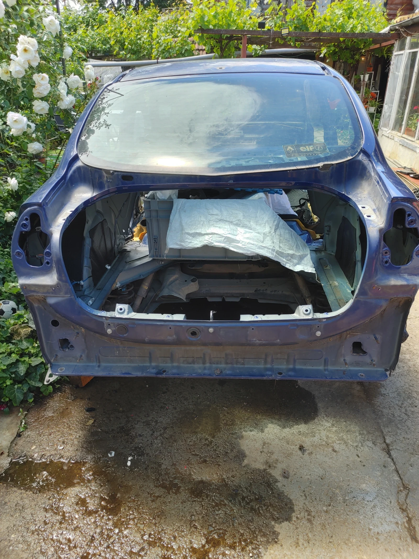 Renault Megane 1.5 dci, снимка 3 - Автомобили и джипове - 53972864