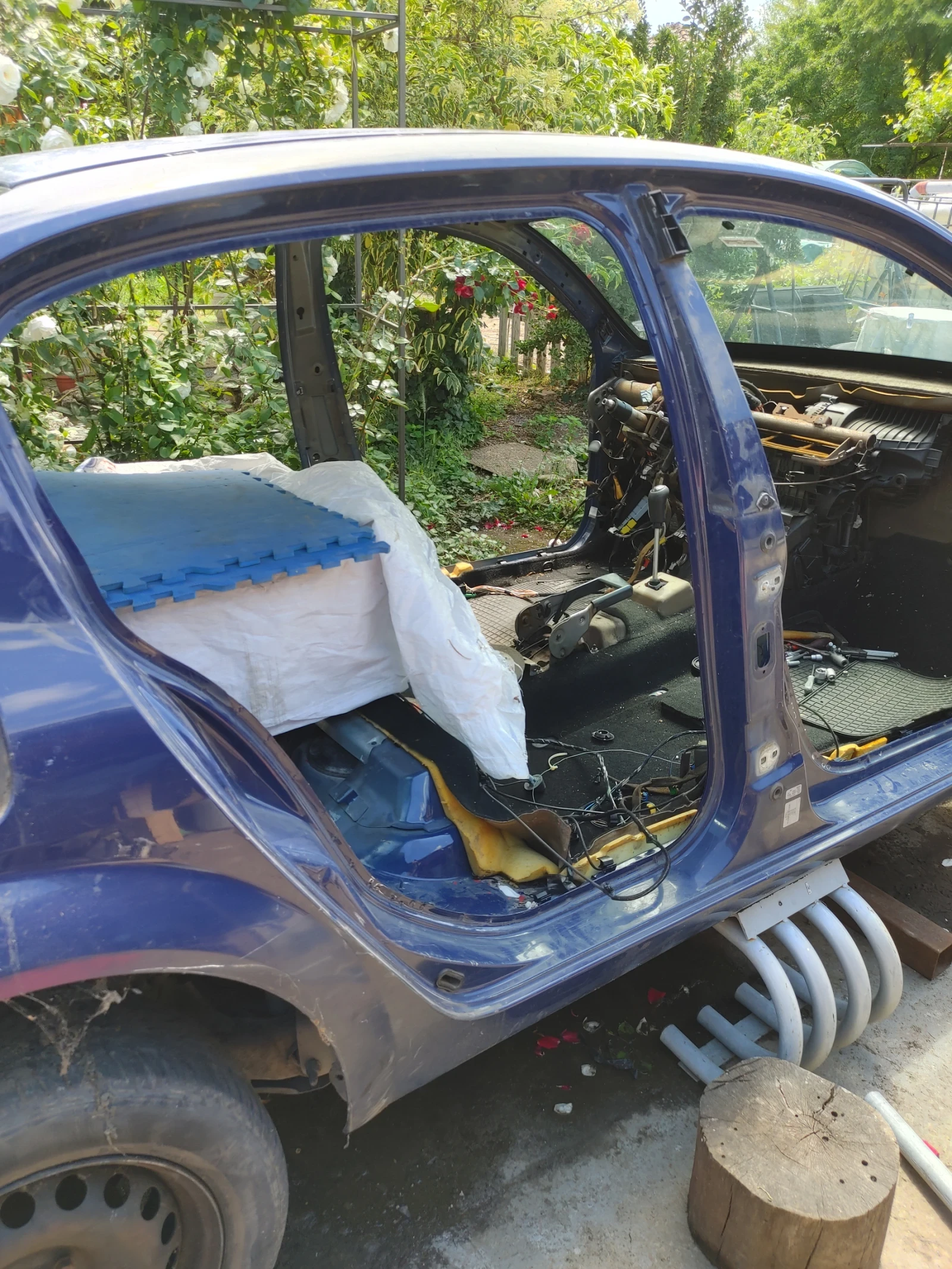 Renault Megane 1.5 dci, снимка 4 - Автомобили и джипове - 53972864