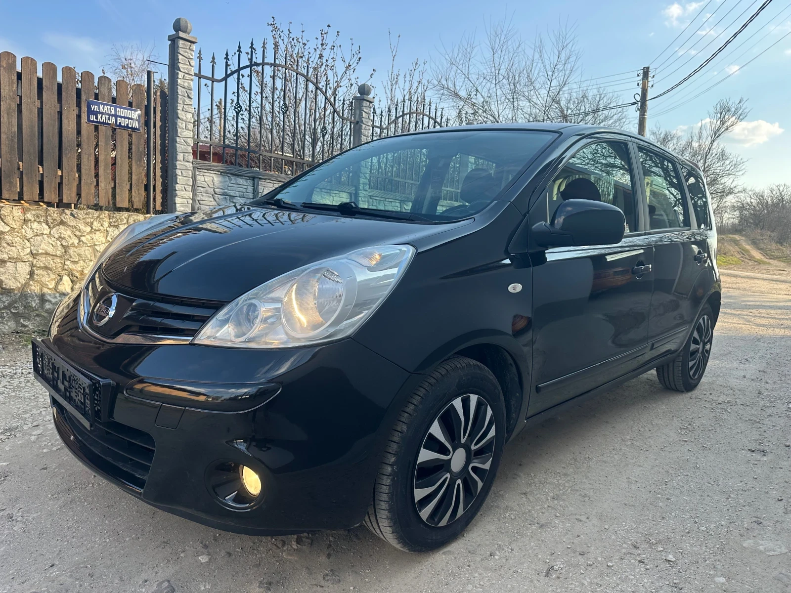 Nissan Note 1.4-БЕНЗИН-88к.с | Auto.bg — изображение 1
