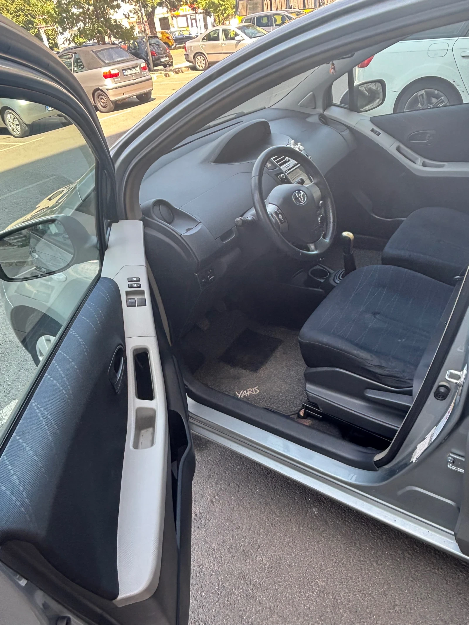 Toyota Yaris Мултимедия и задна камера, снимка 5 - Автомобили и джипове - 54346350