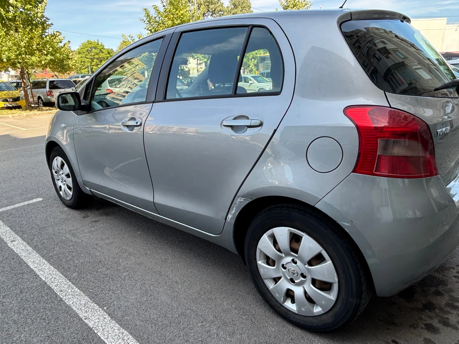 Toyota Yaris Мултимедия и задна камера, снимка 7 - Автомобили и джипове - 54346350