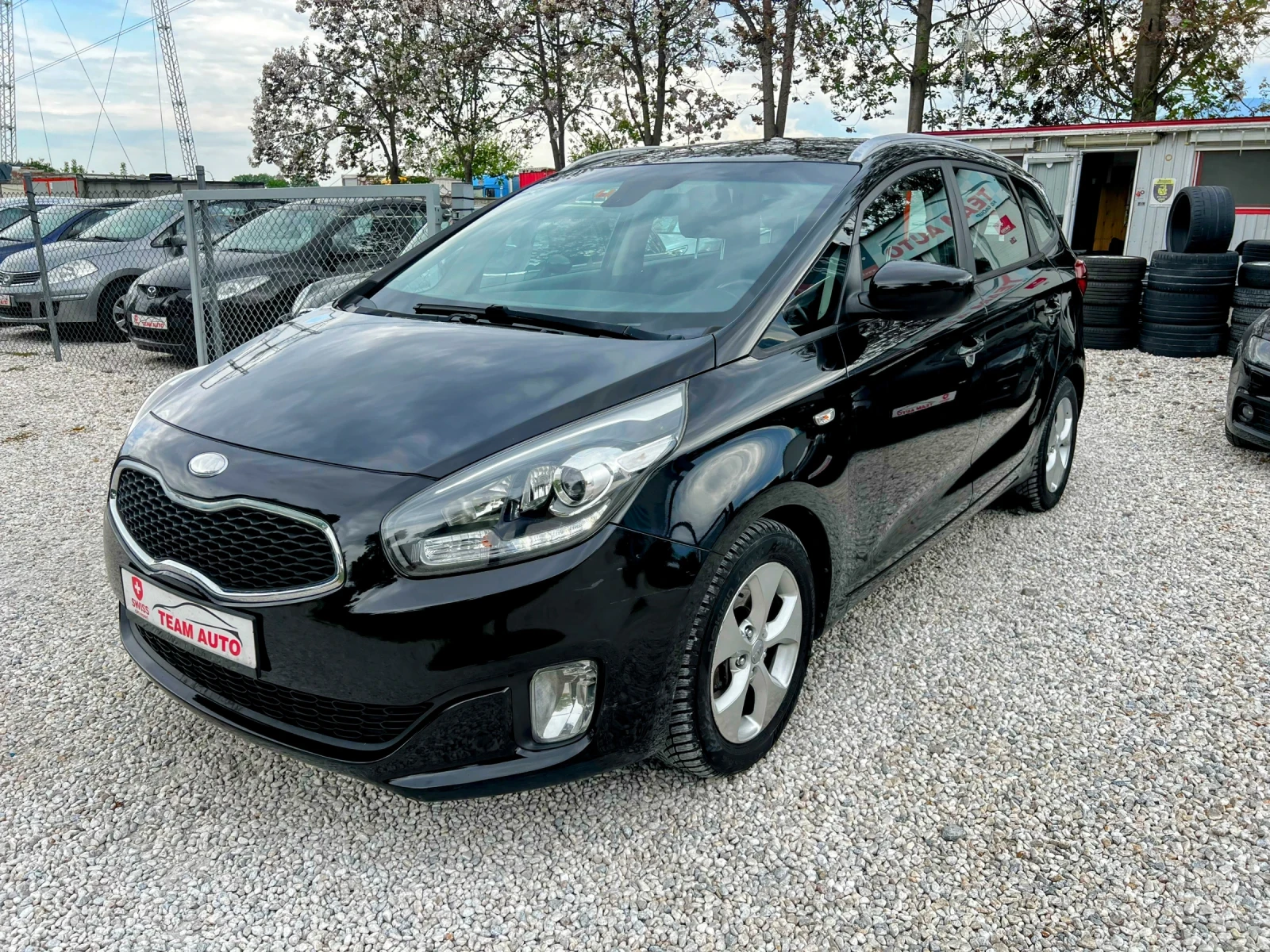 Kia Carens 1.7 CRDI 176000км.7-МЕСТА ЕВРО-5 , снимка 3 - Автомобили и джипове - 54456445