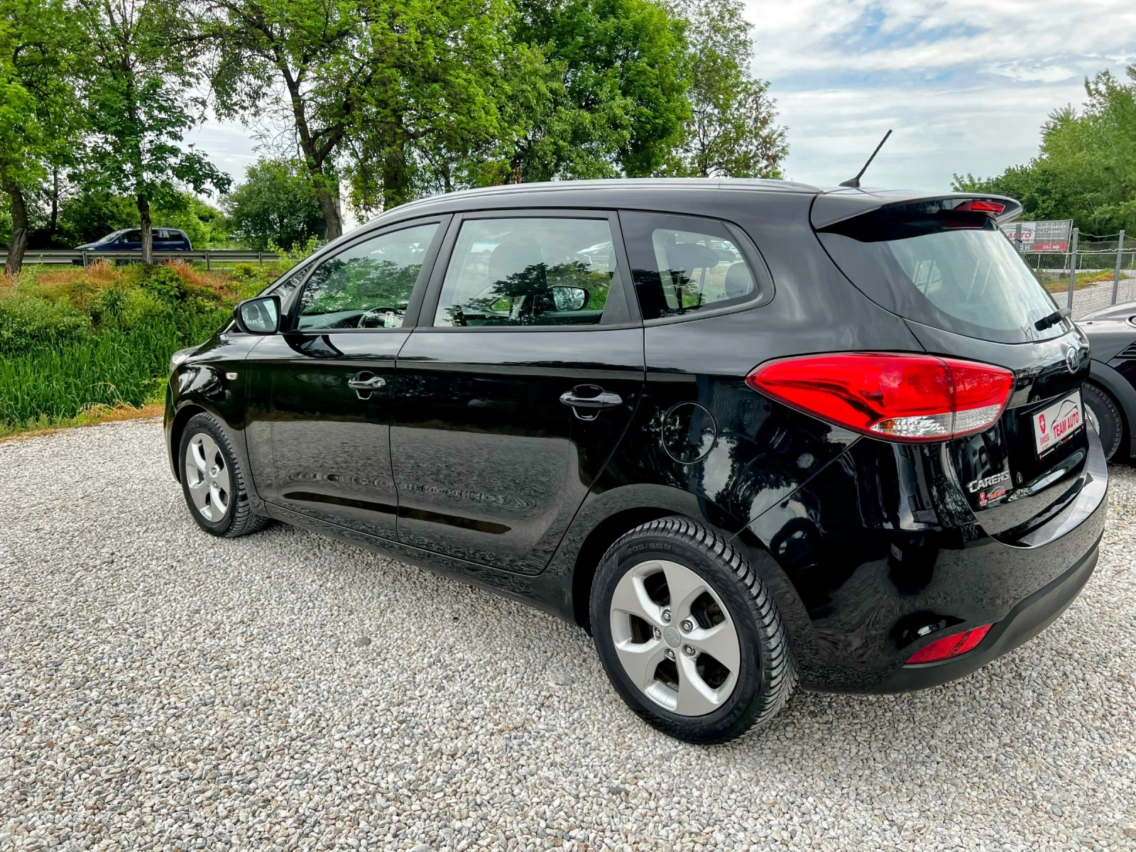 Kia Carens 1.7 CRDI 176000км.7-МЕСТА ЕВРО-5 , снимка 6 - Автомобили и джипове - 54456445