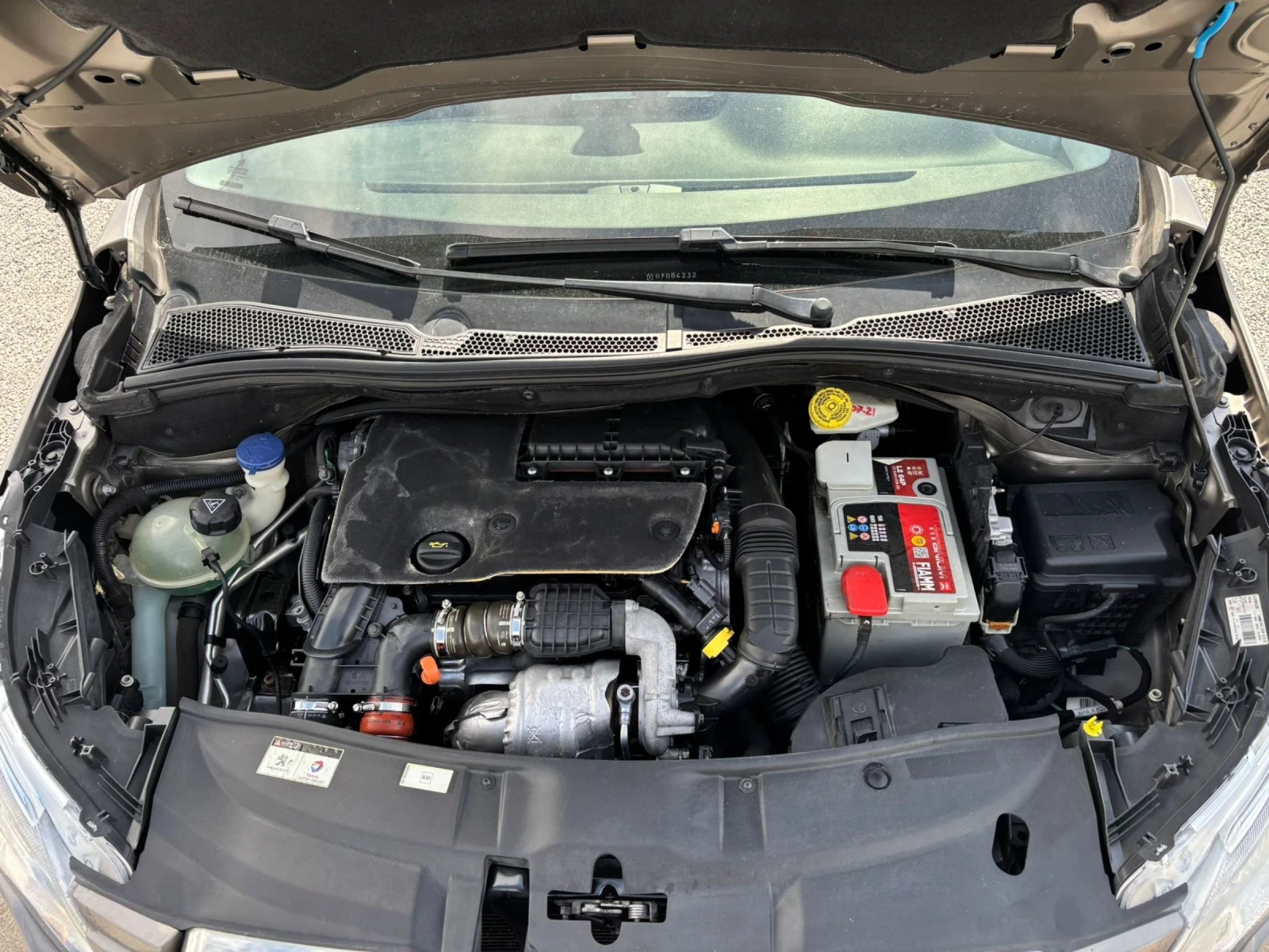 Peugeot 2008 1.6hdi Allure | Mobile.bg � ����������� 15