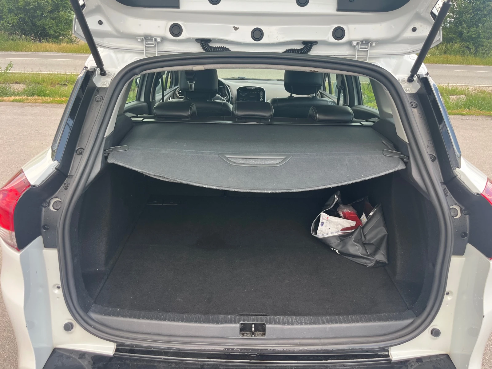 Renault Clio 1.5 DCI FUll LED, снимка 12 - Автомобили и джипове - 54692616