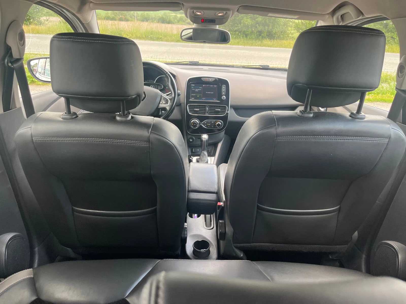 Renault Clio 1.5 DCI FUll LED, снимка 13 - Автомобили и джипове - 54692616