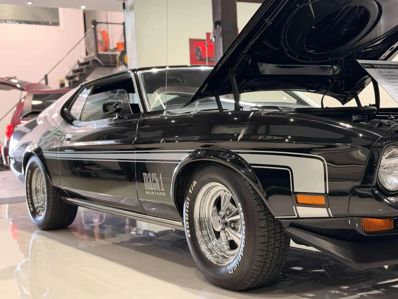 Ford Mustang MACH 1 / НАПЪЛНО РЕСТАВРИРАН , снимка 3 - Автомобили и джипове - 54736392