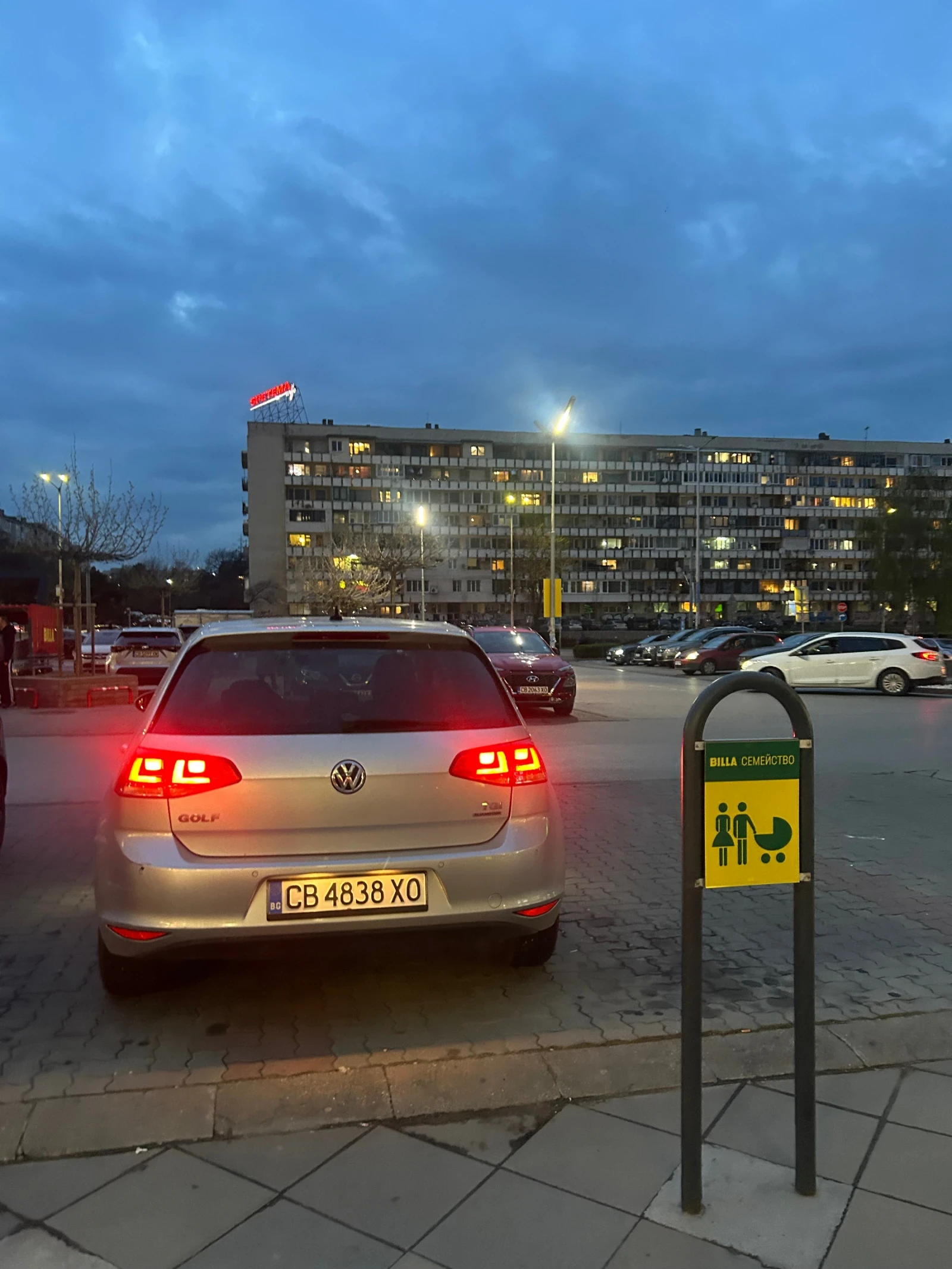 VW Golf, снимка 3 - Автомобили и джипове - 55000327