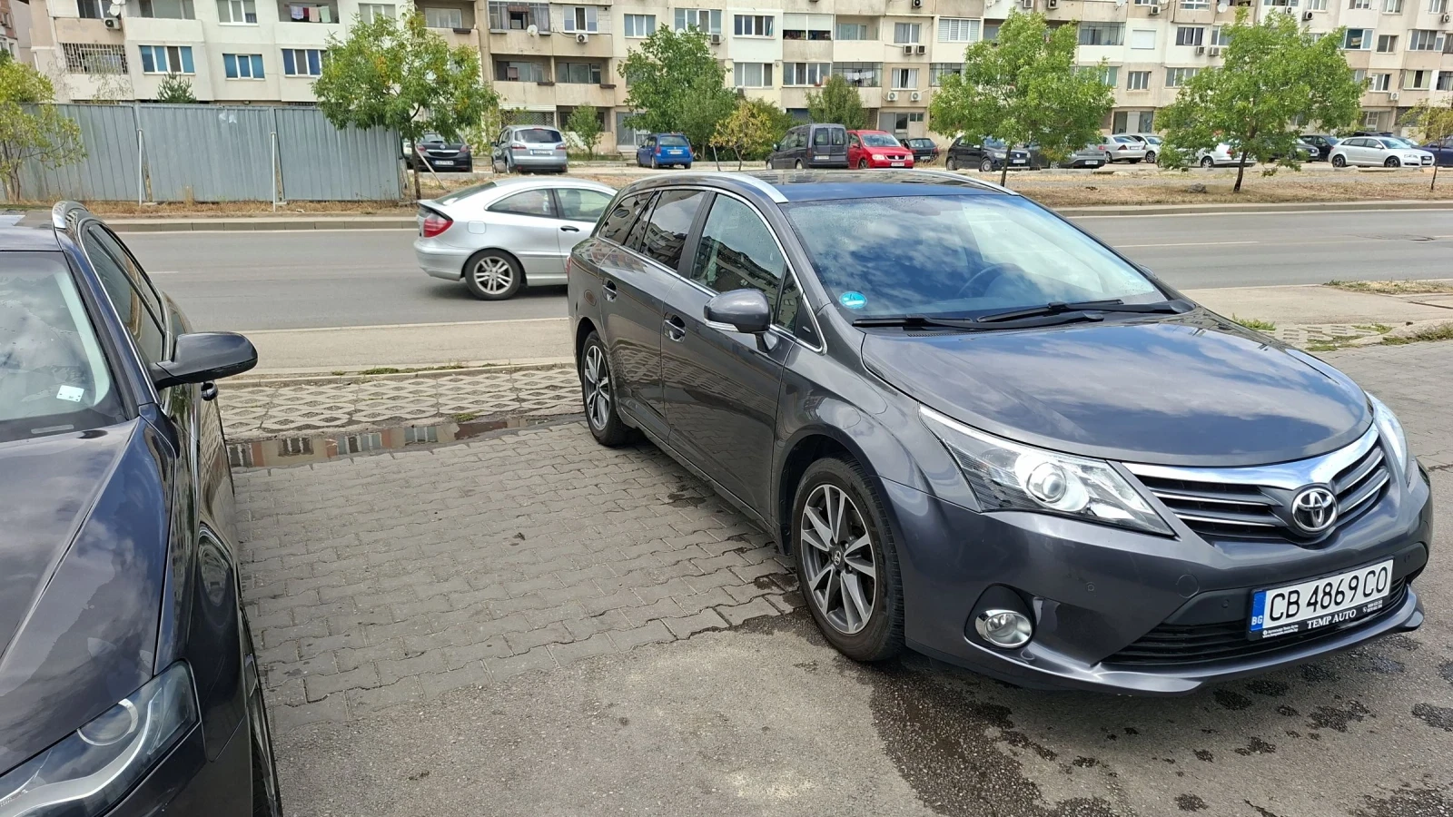Toyota Avensis, снимка 3 - Автомобили и джипове - 55066322