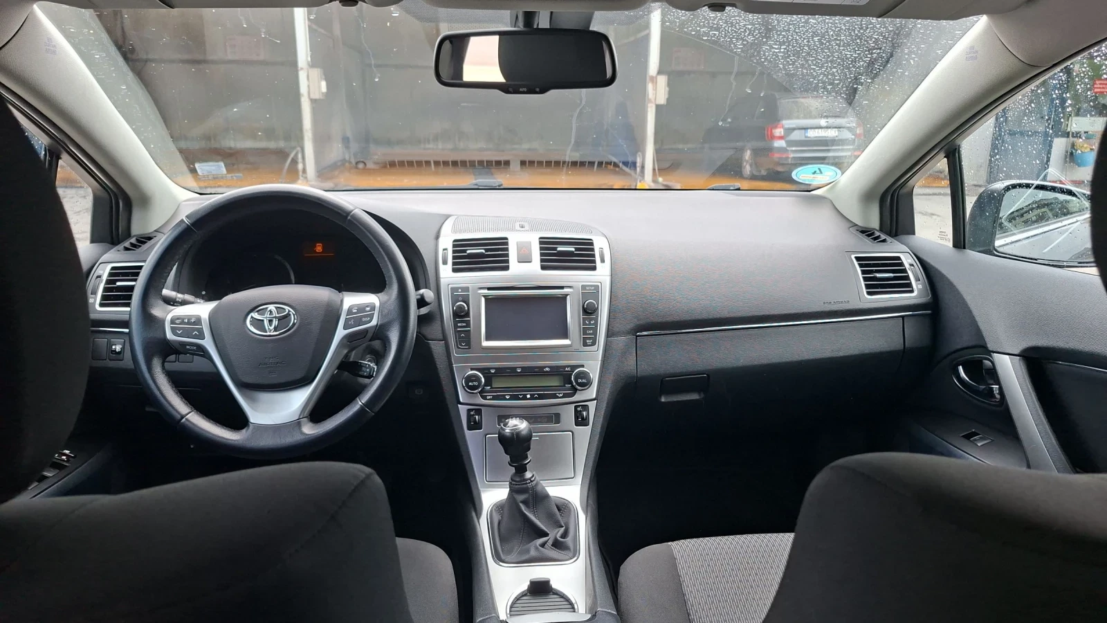 Toyota Avensis, снимка 6 - Автомобили и джипове - 55066322