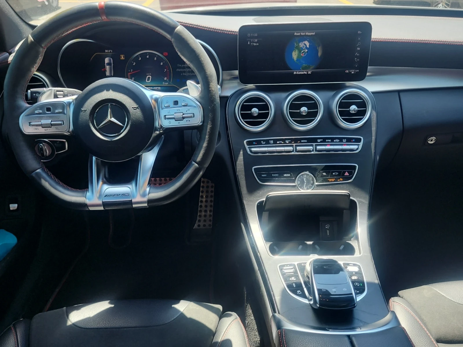 Mercedes-Benz C 43 AMG Burmester* Face* Digital* Червени колани, снимка 9 - Автомобили и джипове - 55263177