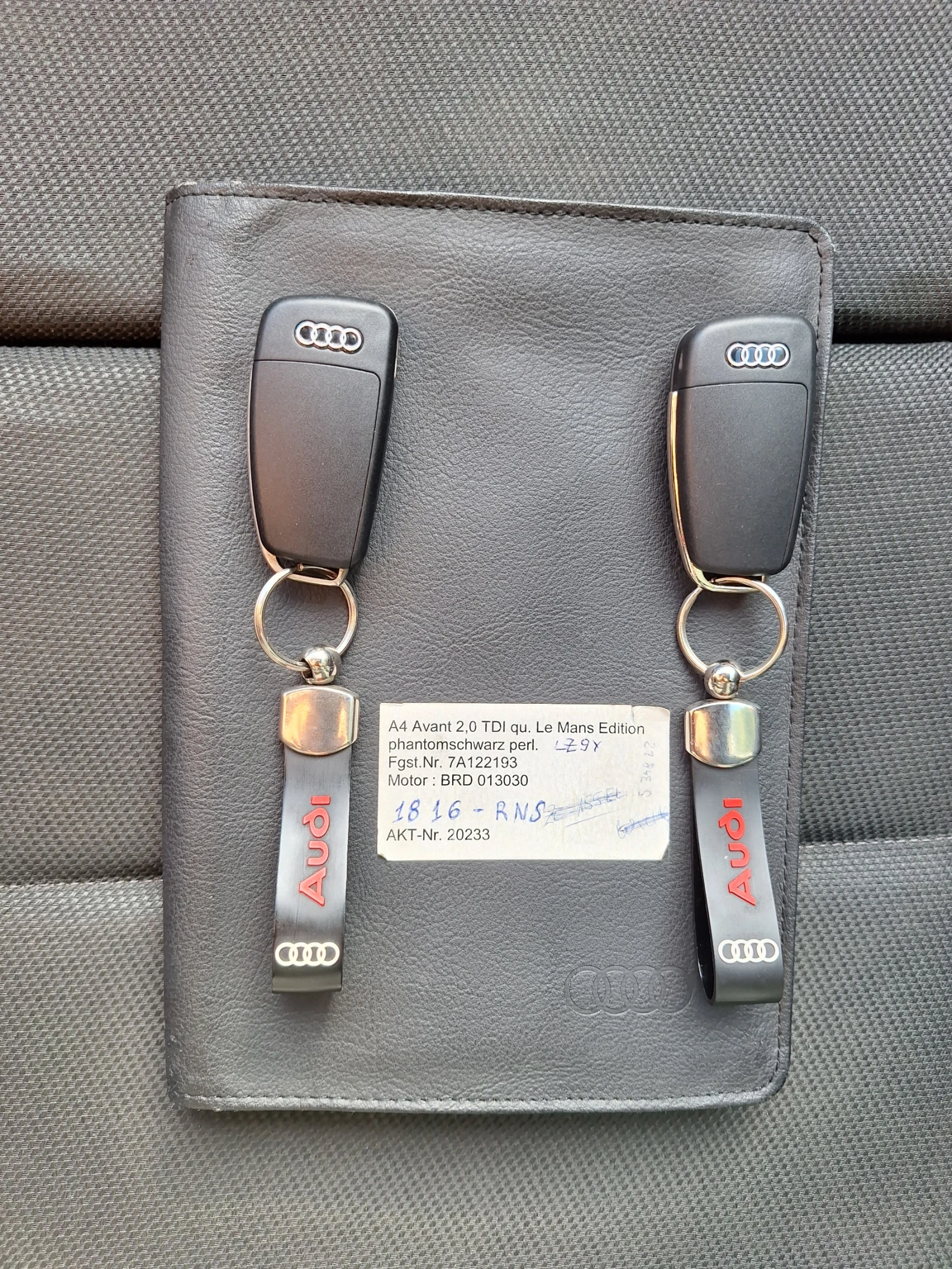 Audi A4 S-line 2.0 TDI 170 к.с Quattro, снимка 12 - Автомобили и джипове - 55466978