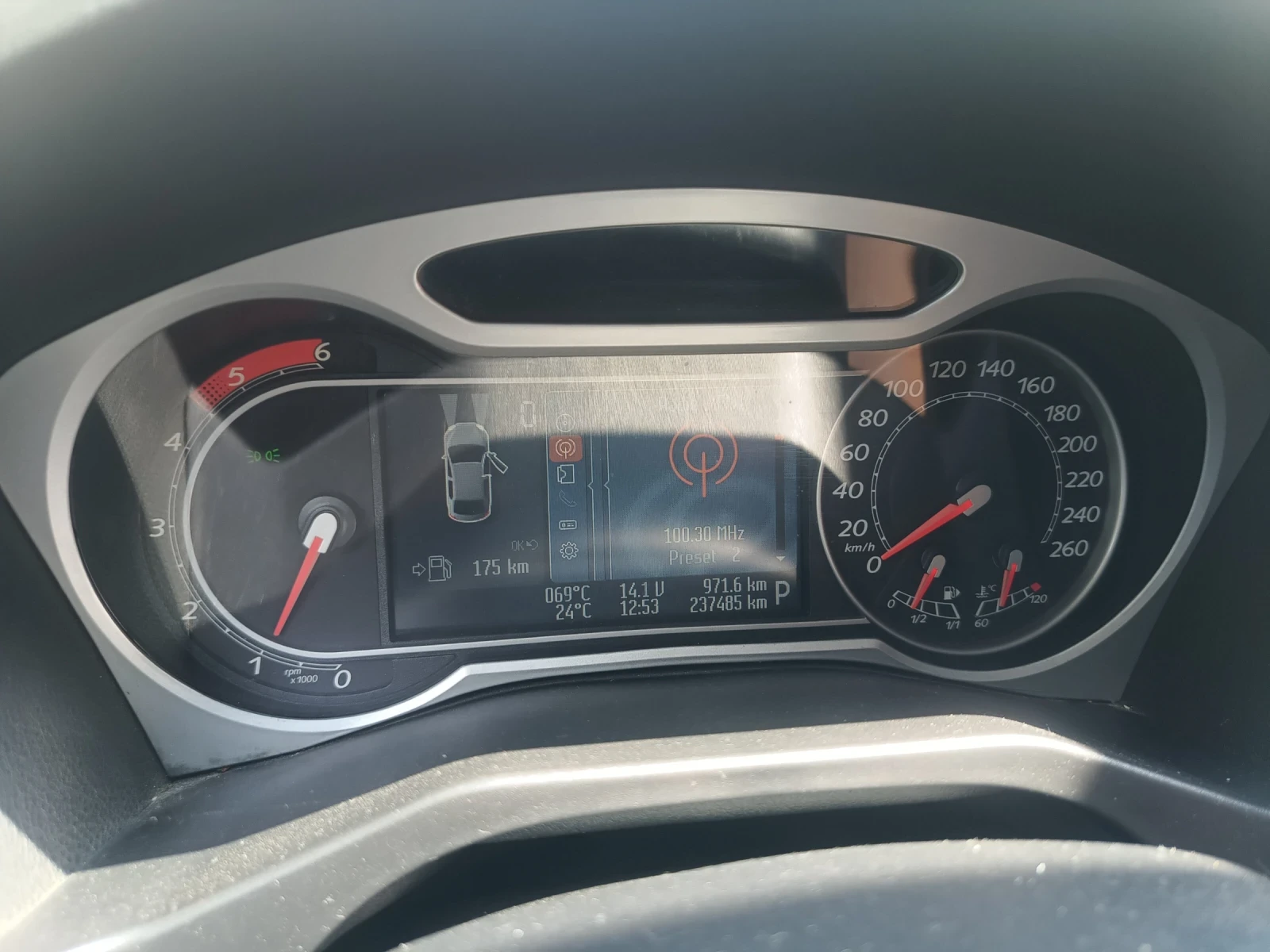 Ford Mondeo TITANIUM , снимка 12 - Автомобили и джипове - 55804509