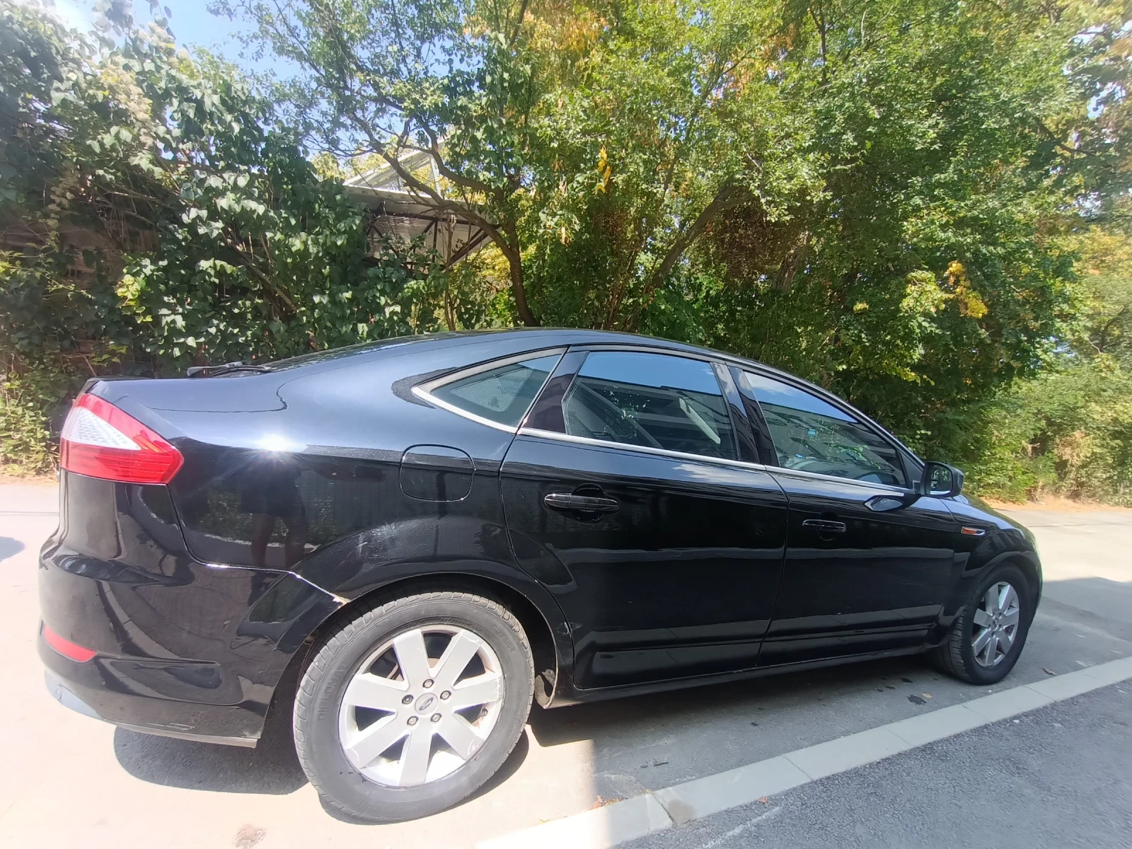 Ford Mondeo TITANIUM 