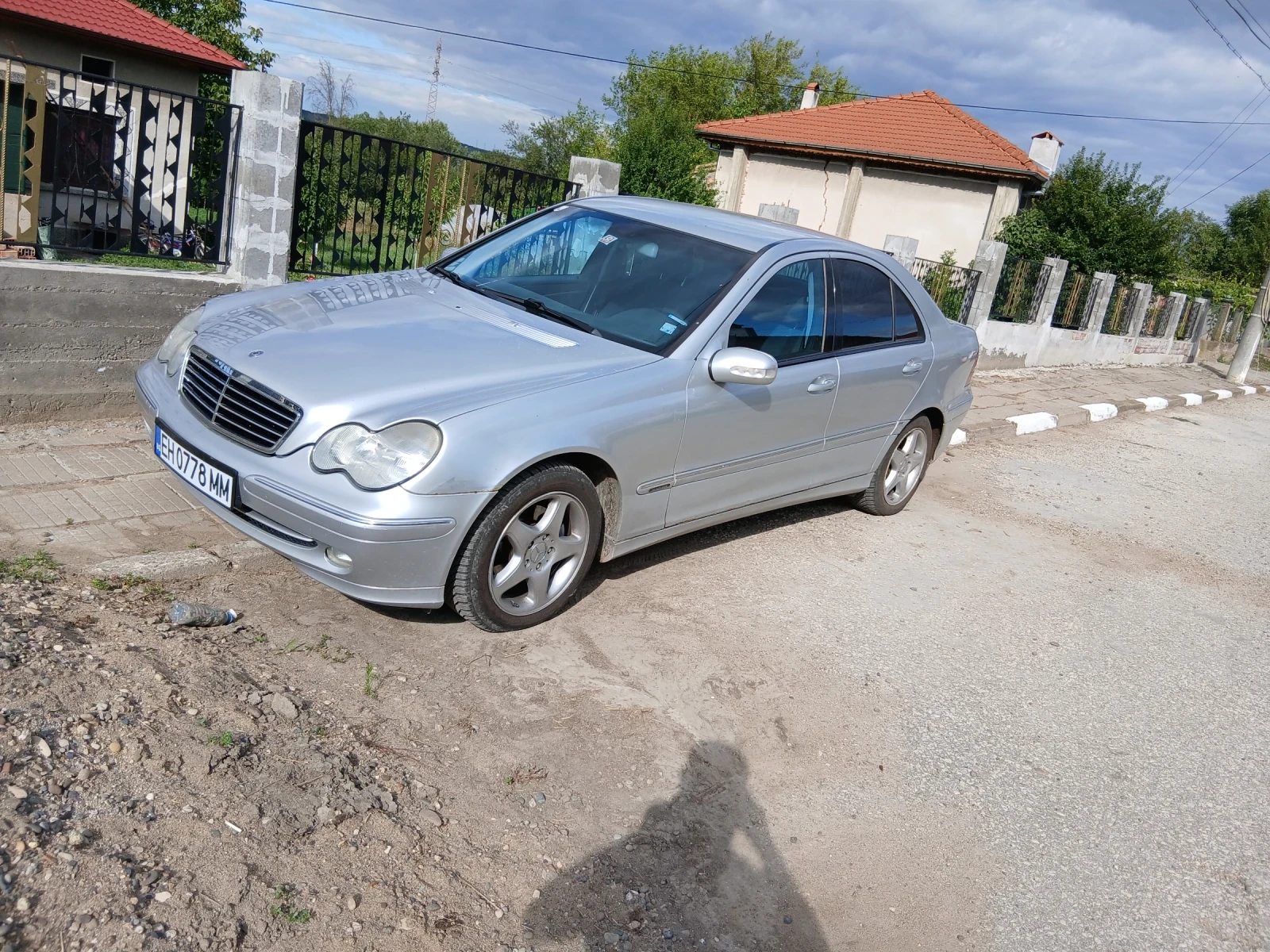 Mercedes-Benz C 220, снимка 6 - Автомобили и джипове - 55843139
