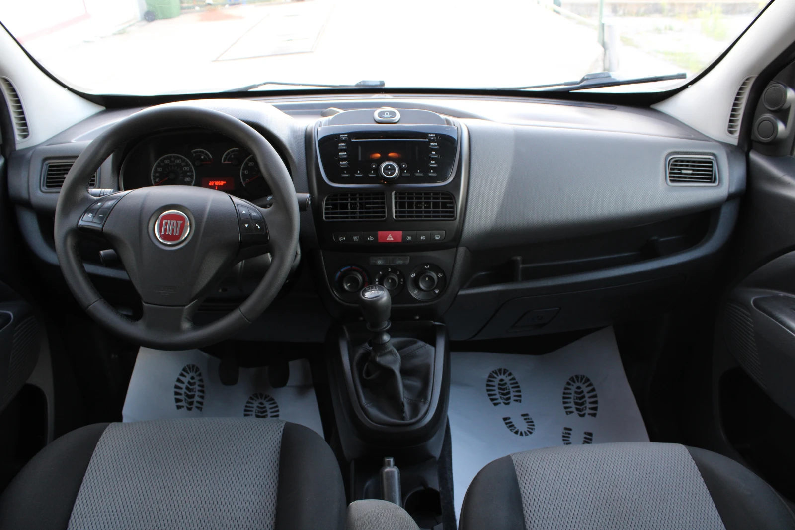 Fiat Doblo MAXI 1.6 MTJ, снимка 9 - Автомобили и джипове - 55885673