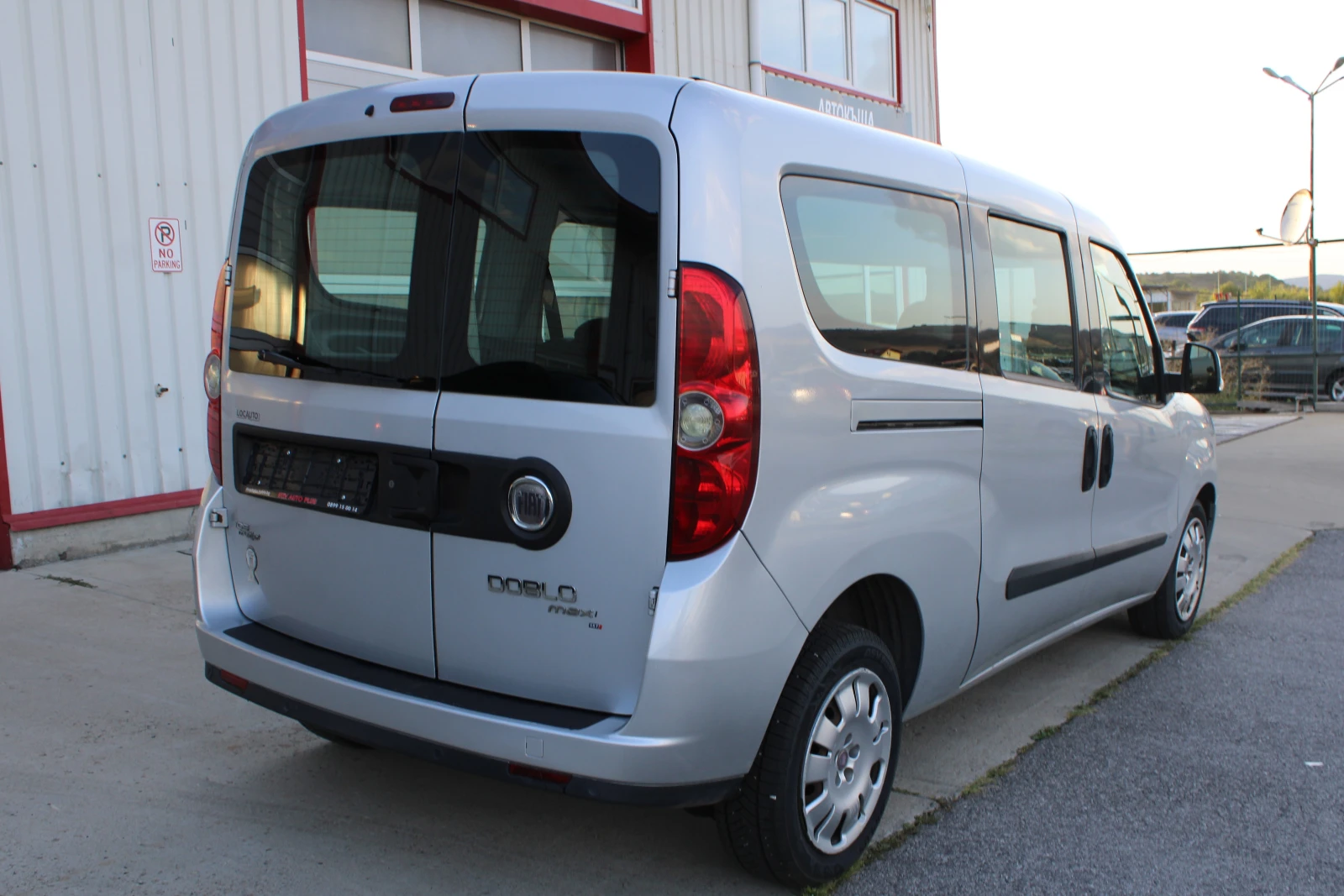 Fiat Doblo MAXI 1.6 MTJ, снимка 5 - Автомобили и джипове - 55885673