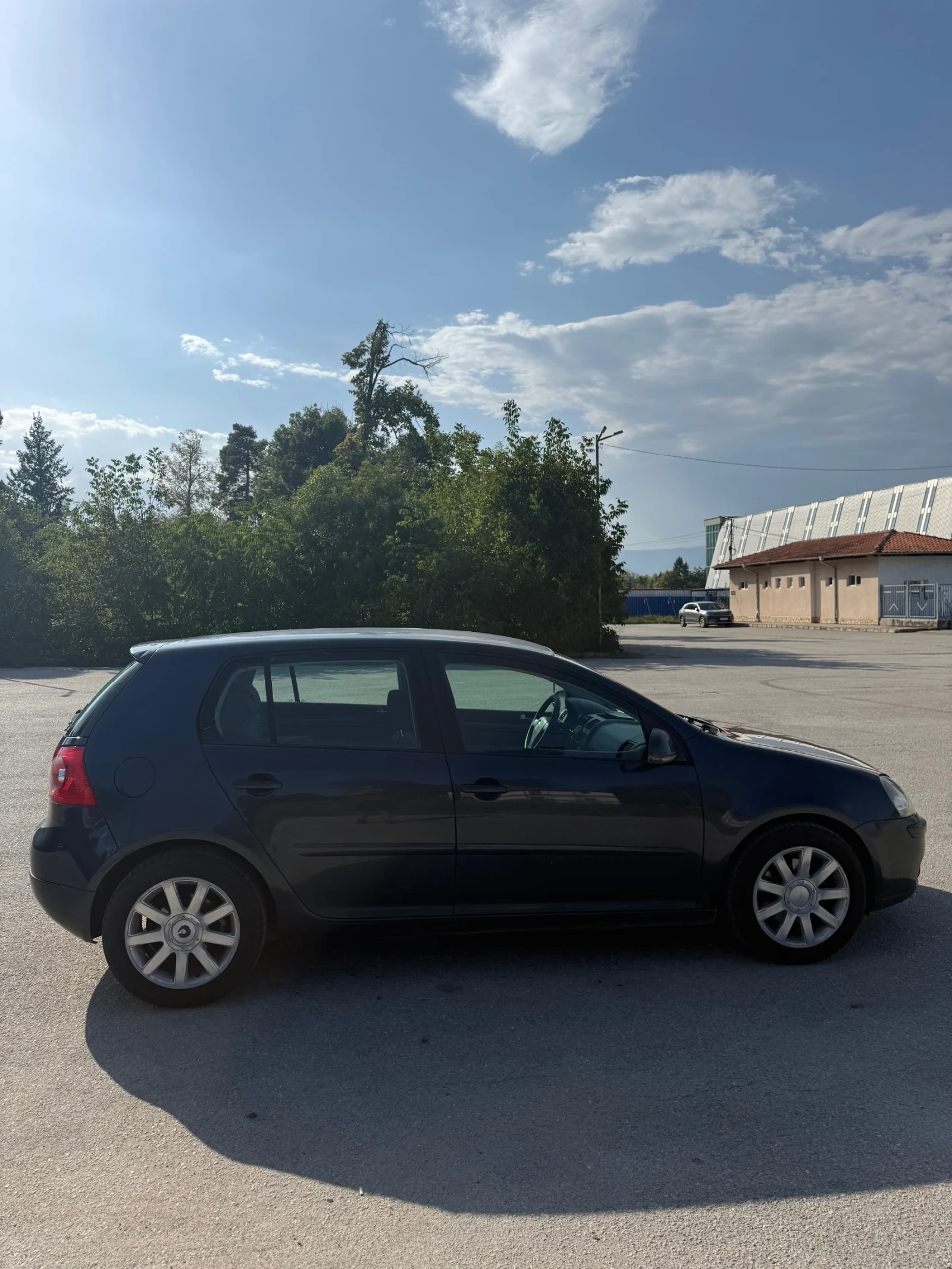 VW Golf, снимка 7 - Автомобили и джипове - 55956572