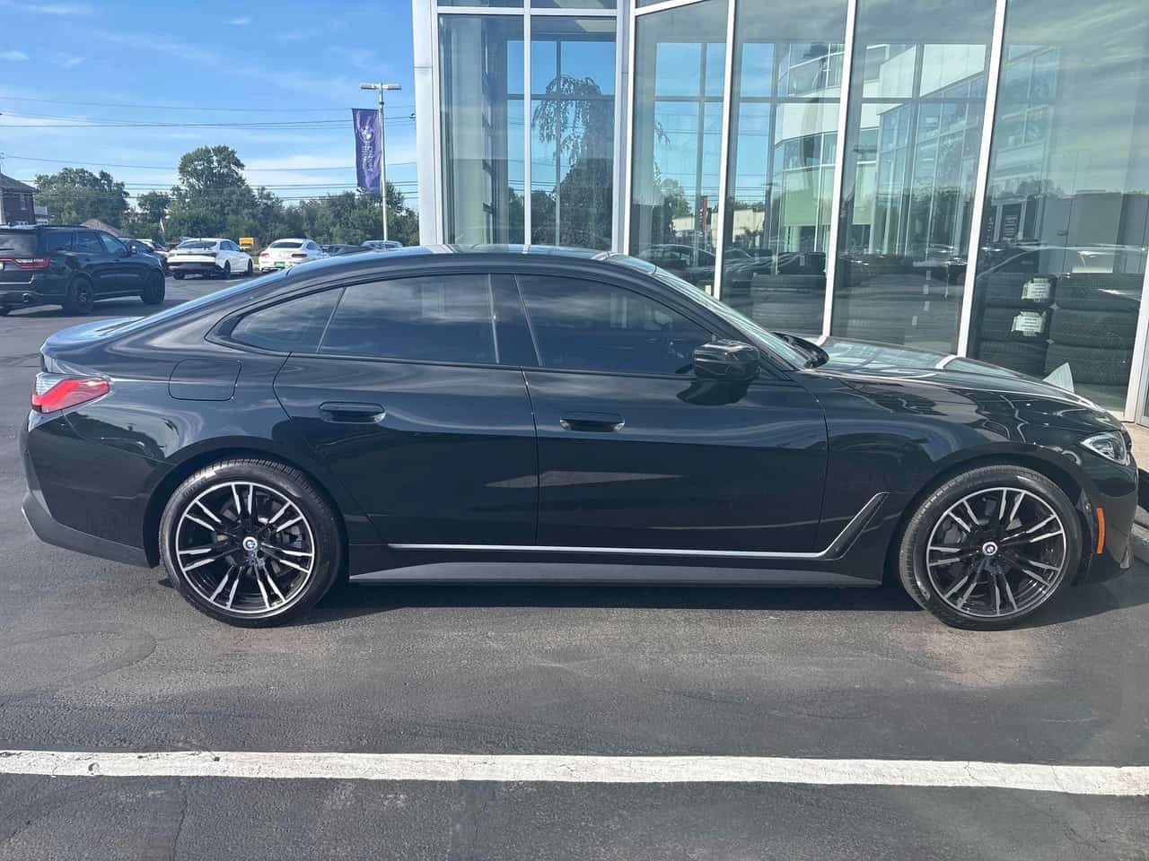 BMW i4 * eDrive35 * CARFAX *  | Mobile.bg � ����������� 3
