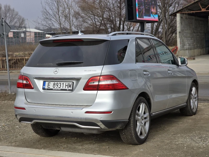 Mercedes-Benz ML 350 3.5CDI 258Hp Full-Pack ТОП ТОП, снимка 5 - Автомобили и джипове - 48577018