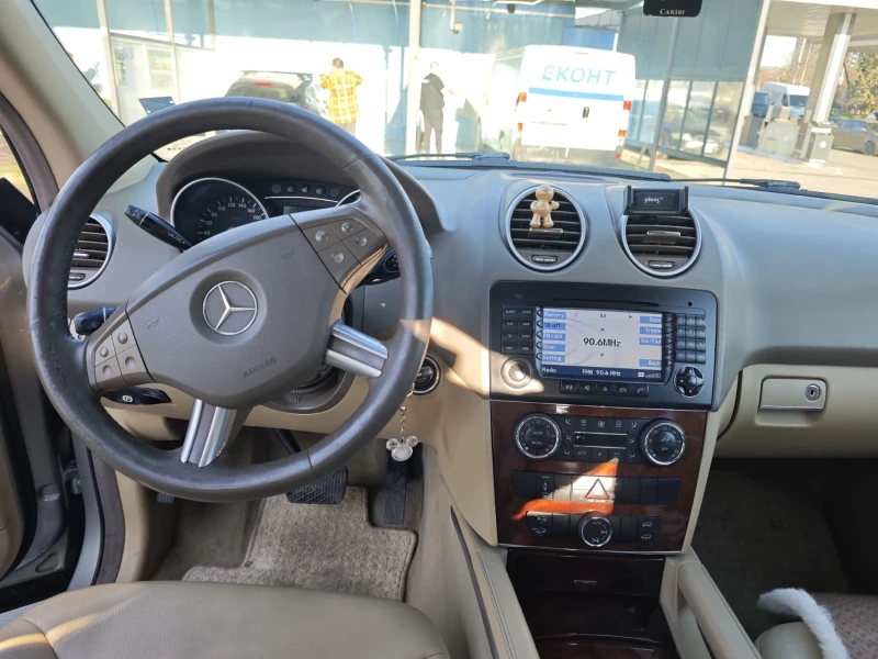 Mercedes-Benz ML 320, снимка 10 - Автомобили и джипове - 49048701