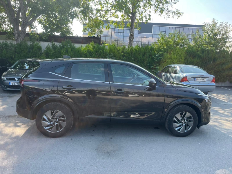 Nissan Qashqai MILD HIBRID, снимка 7 - Автомобили и джипове - 51300379
