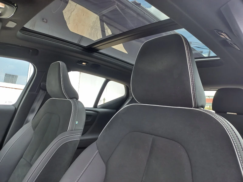 Volvo XC40 251, снимка 9 - Автомобили и джипове - 52528238