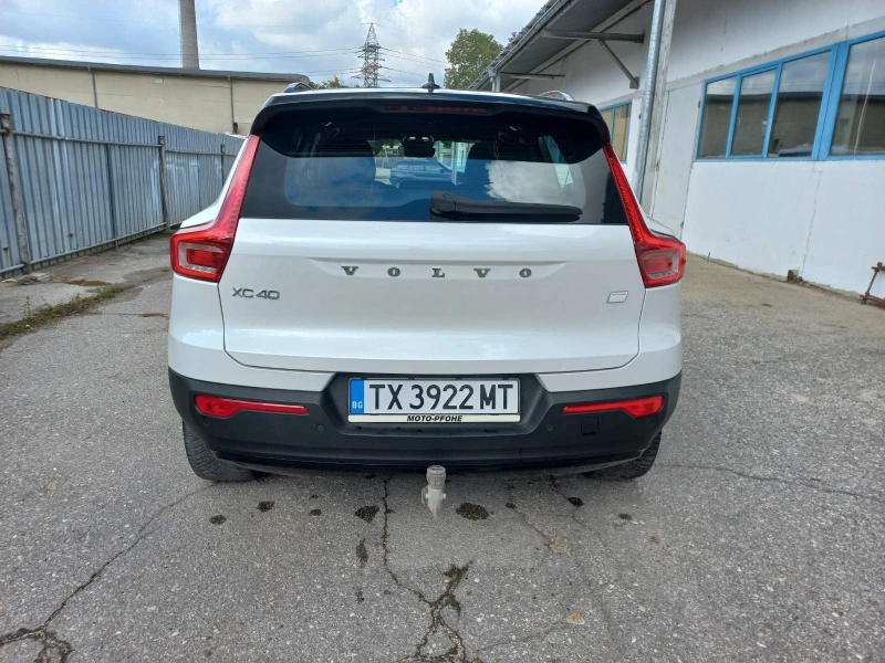 Volvo XC40 251, снимка 4 - Автомобили и джипове - 52528238